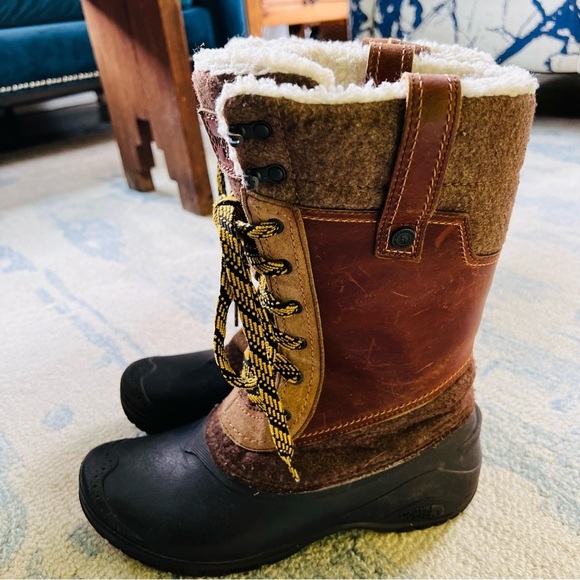 The North Face Shellista III Mid Snow Boots SIZE 8 EXCELLENT CONDITION - Picture 11 of 14